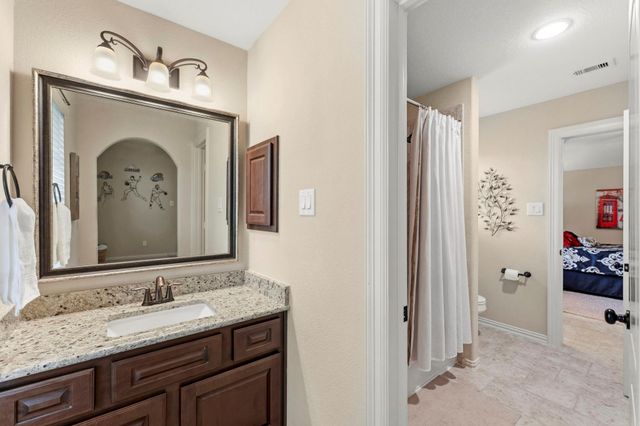 2097 Graystone Hills Drive, Conroe, TX 77304