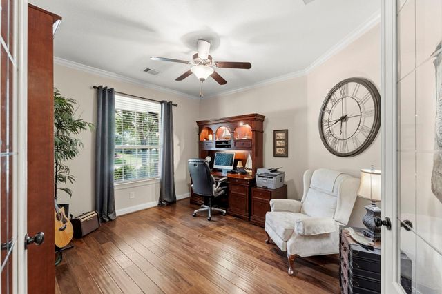 2097 Graystone Hills Drive, Conroe, TX 77304