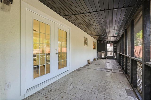 10930 N ASTER AVENUE, Tampa, FL 33612