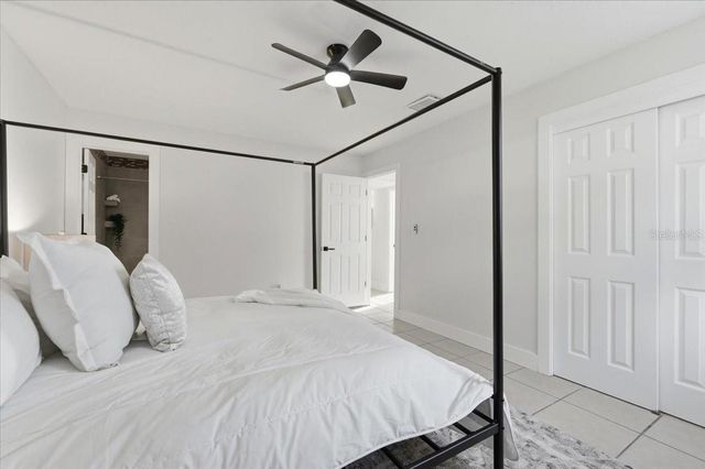 10930 N ASTER AVENUE, Tampa, FL 33612