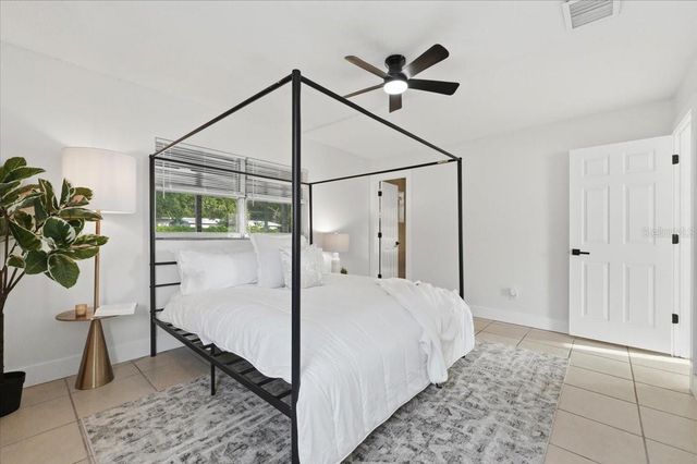 10930 N ASTER AVENUE, Tampa, FL 33612