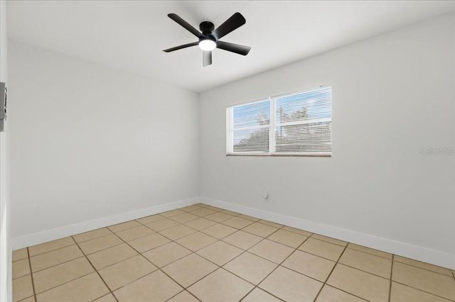 10930 N ASTER AVENUE, Tampa, FL 33612