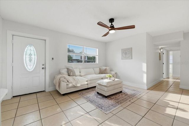 10930 N ASTER AVENUE, Tampa, FL 33612