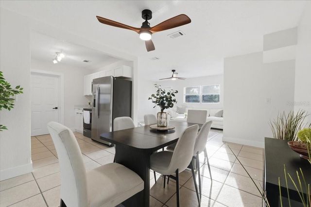10930 N ASTER AVENUE, Tampa, FL 33612
