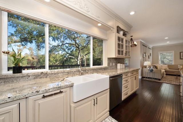 220 State Highway 16, Plymouth, CA 95669