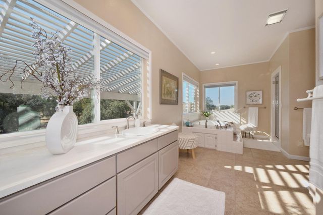 220 State Highway 16, Plymouth, CA 95669