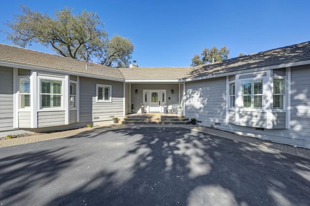 220 State Highway 16, Plymouth, CA 95669