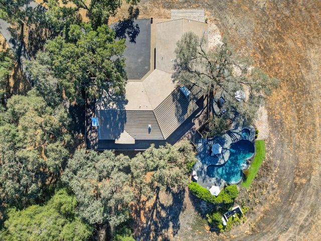 220 State Highway 16, Plymouth, CA 95669