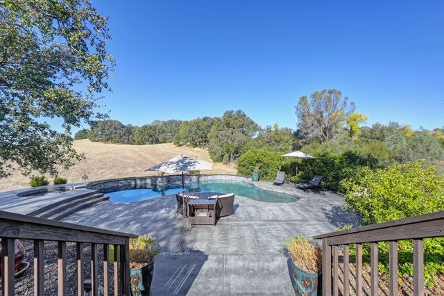 220 State Highway 16, Plymouth, CA 95669