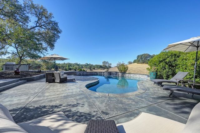 220 State Highway 16, Plymouth, CA 95669