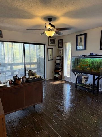 4001 Carters Ferry Road E, Milam, TX 75959