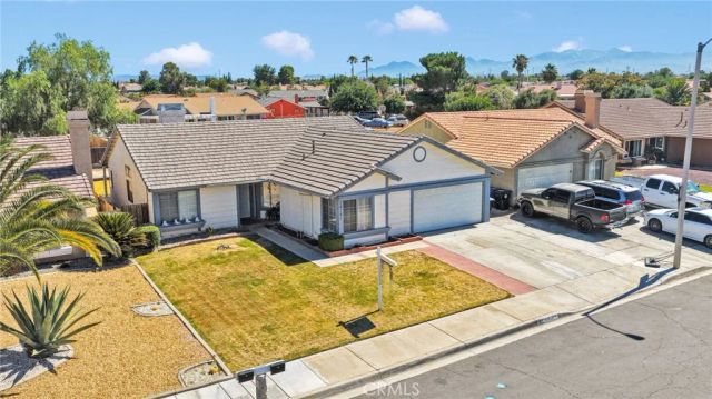 14181 Hillsborough Dr Drive, Victorville, CA 92392