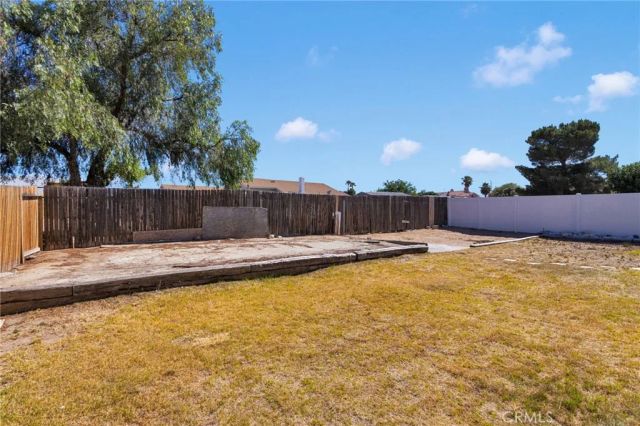 14181 Hillsborough Dr Drive, Victorville, CA 92392