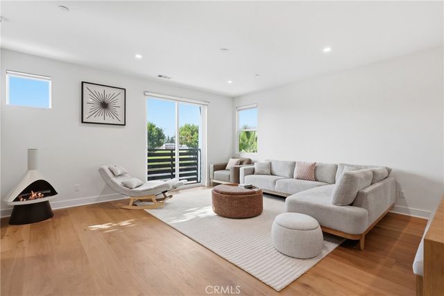 133 Jessup, Tustin, CA 92780
