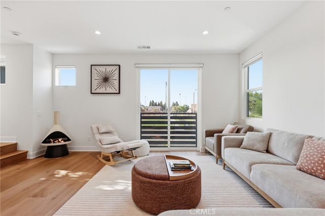 133 Jessup, Tustin, CA 92780