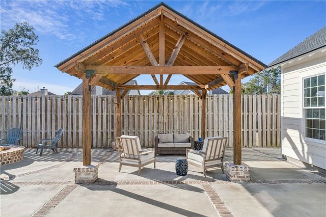 165 Harrington Lane, St Simons Island, GA 31522