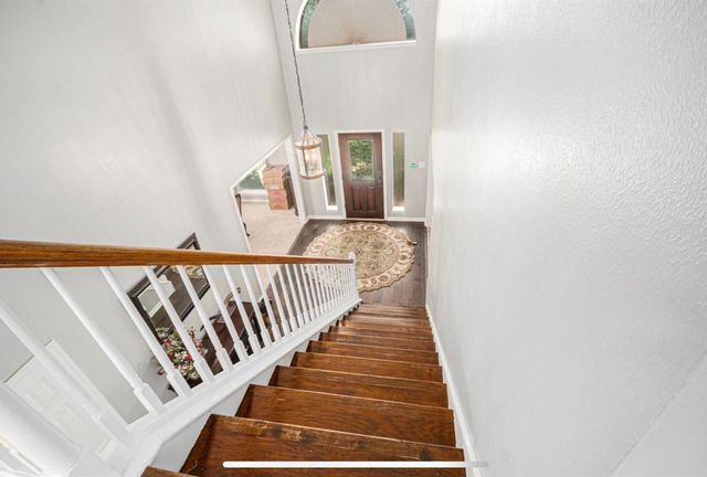 2128 Wimbleton Court, Pearland, TX 77581