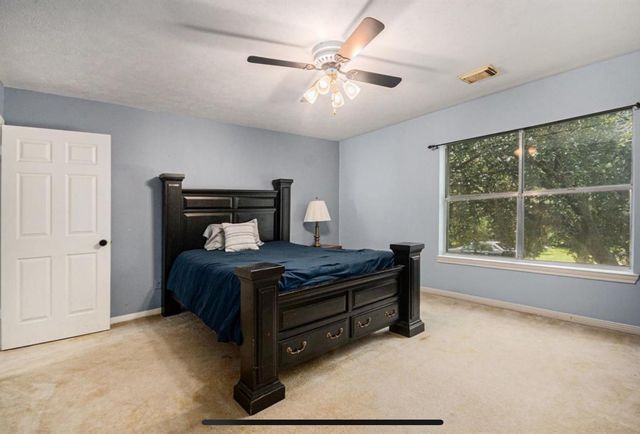 2128 Wimbleton Court, Pearland, TX 77581