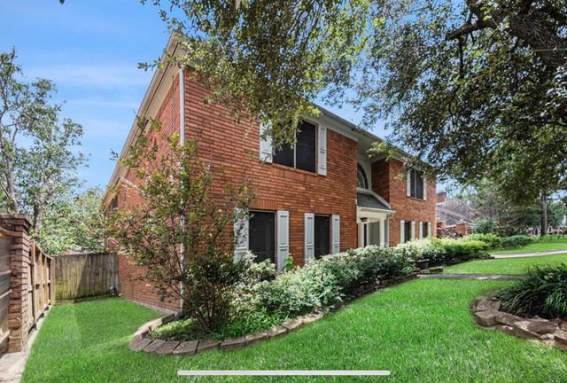 2128 Wimbleton Court, Pearland, TX 77581
