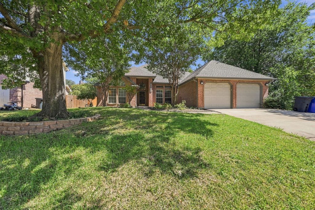 2304 Grimsley Terrace, Mansfield, TX 76063 — exterior