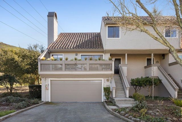 320 Corte Gabriel, Moraga, CA 94556