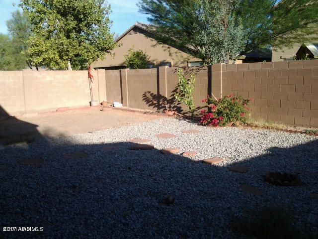 9013 W Kerby Avenue, Tolleson, AZ 85353