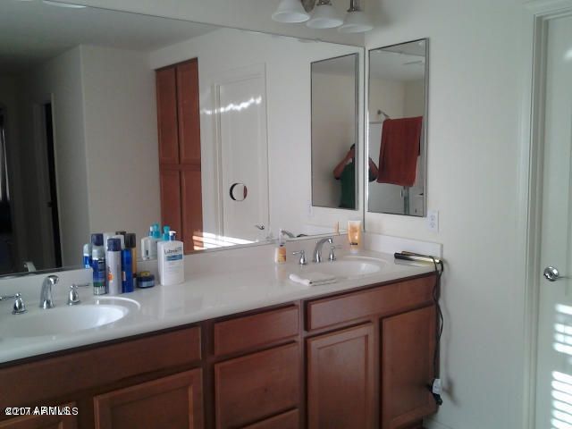 9013 W Kerby Avenue, Tolleson, AZ 85353