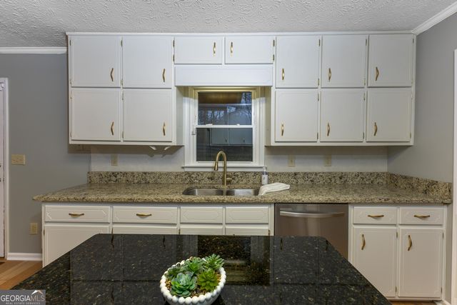 445 Merrydale Drive, Fayetteville, GA 30215