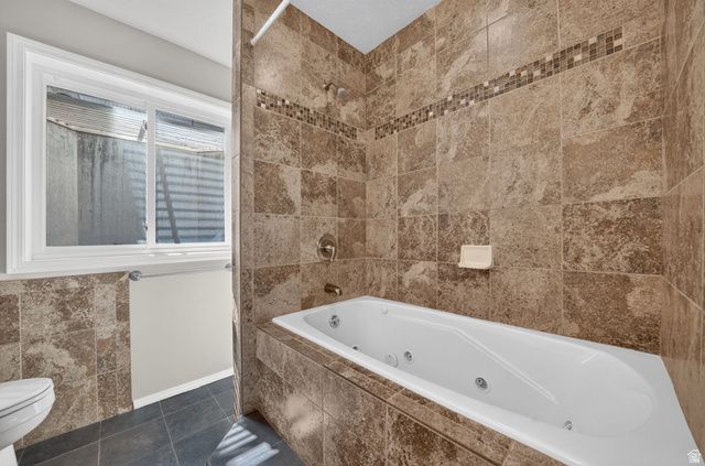 2217 W KENSINGTON PARK DR, West Jordan, UT 84088