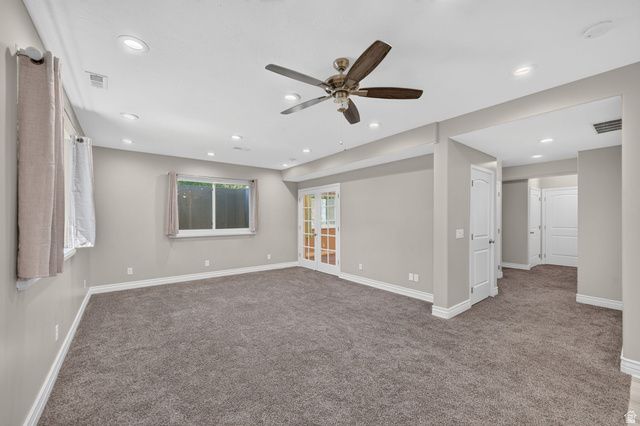 2217 W KENSINGTON PARK DR, West Jordan, UT 84088