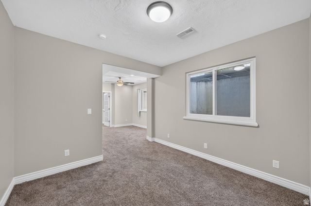 2217 W KENSINGTON PARK DR, West Jordan, UT 84088