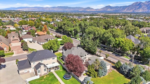 2217 W KENSINGTON PARK DR, West Jordan, UT 84088