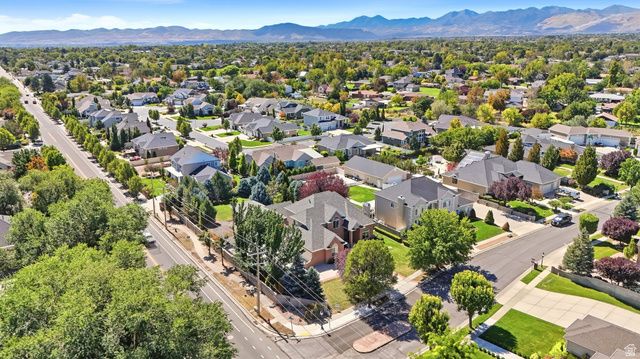 2217 W KENSINGTON PARK DR, West Jordan, UT 84088