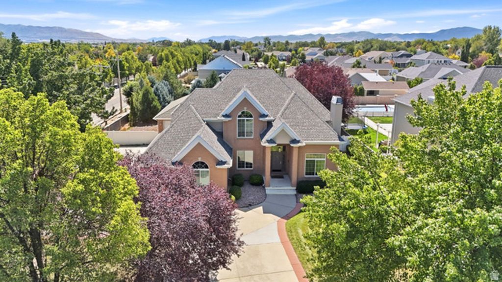 2217 W KENSINGTON PARK DR, West Jordan, UT 84088 — exterior