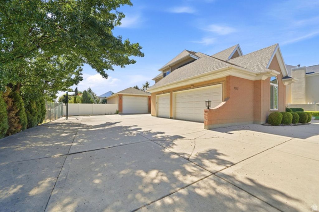 2217 W KENSINGTON PARK DR, West Jordan, UT 84088 — photo 4