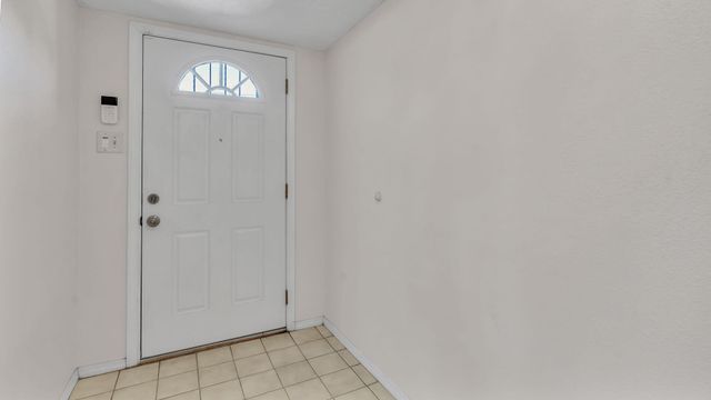 2908 ALAMOGORDO Drive NW, Albuquerque, NM 87120