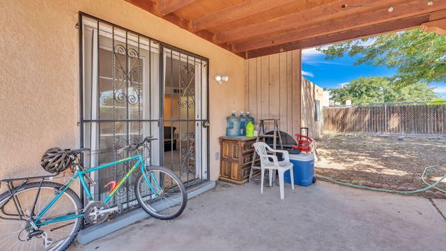 2908 ALAMOGORDO Drive NW, Albuquerque, NM 87120