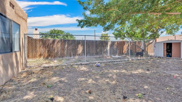 2908 ALAMOGORDO Drive NW, Albuquerque, NM 87120