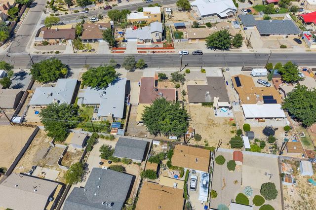 2908 ALAMOGORDO Drive NW, Albuquerque, NM 87120