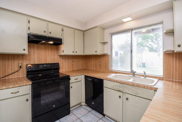 22319 Elsinore Drive, Katy, TX 77450