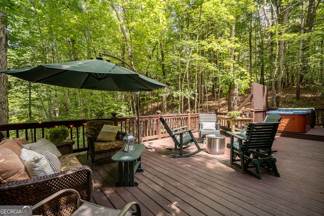 122 River Bend Trail, Ellijay, GA 30540