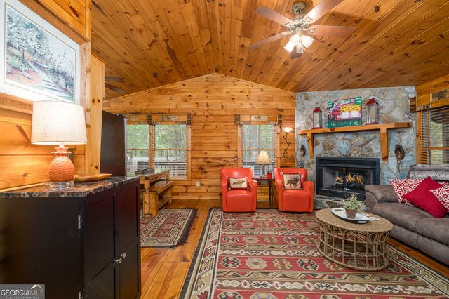 122 River Bend Trail, Ellijay, GA 30540