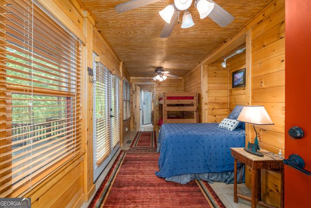 122 River Bend Trail, Ellijay, GA 30540