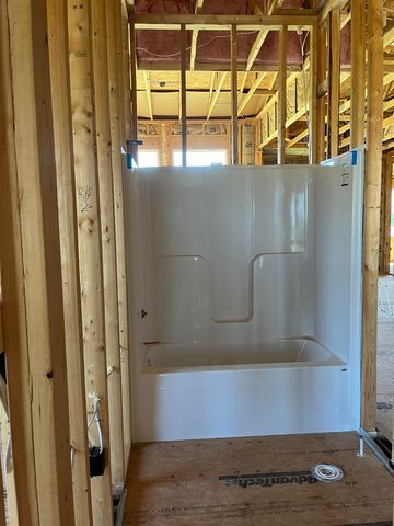 4985 Emerald, Maize, KS 67101