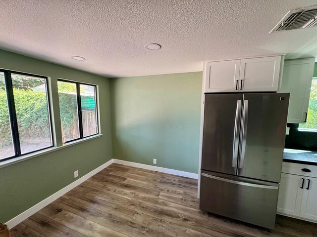 1530 Vista Creek Dr, Roseville, CA 95661