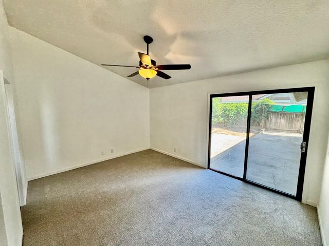 1530 Vista Creek Dr, Roseville, CA 95661