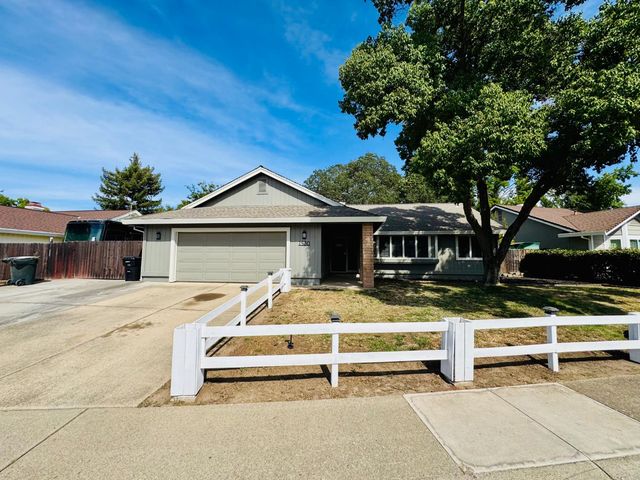 1530 Vista Creek Dr, Roseville, CA 95661