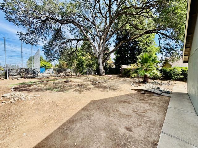1530 Vista Creek Dr, Roseville, CA 95661