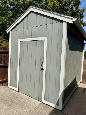 1530 Vista Creek Dr, Roseville, CA 95661