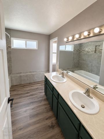 1530 Vista Creek Dr, Roseville, CA 95661